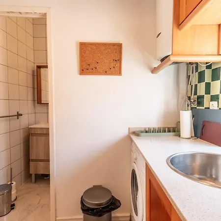 Beautiful House In Mouraria Apartment Lisbon