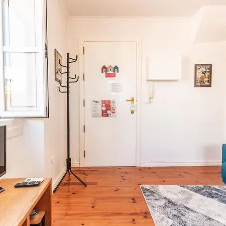 Beautiful House In Mouraria Apartment Lisbon