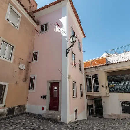 Beautiful House In Mouraria *